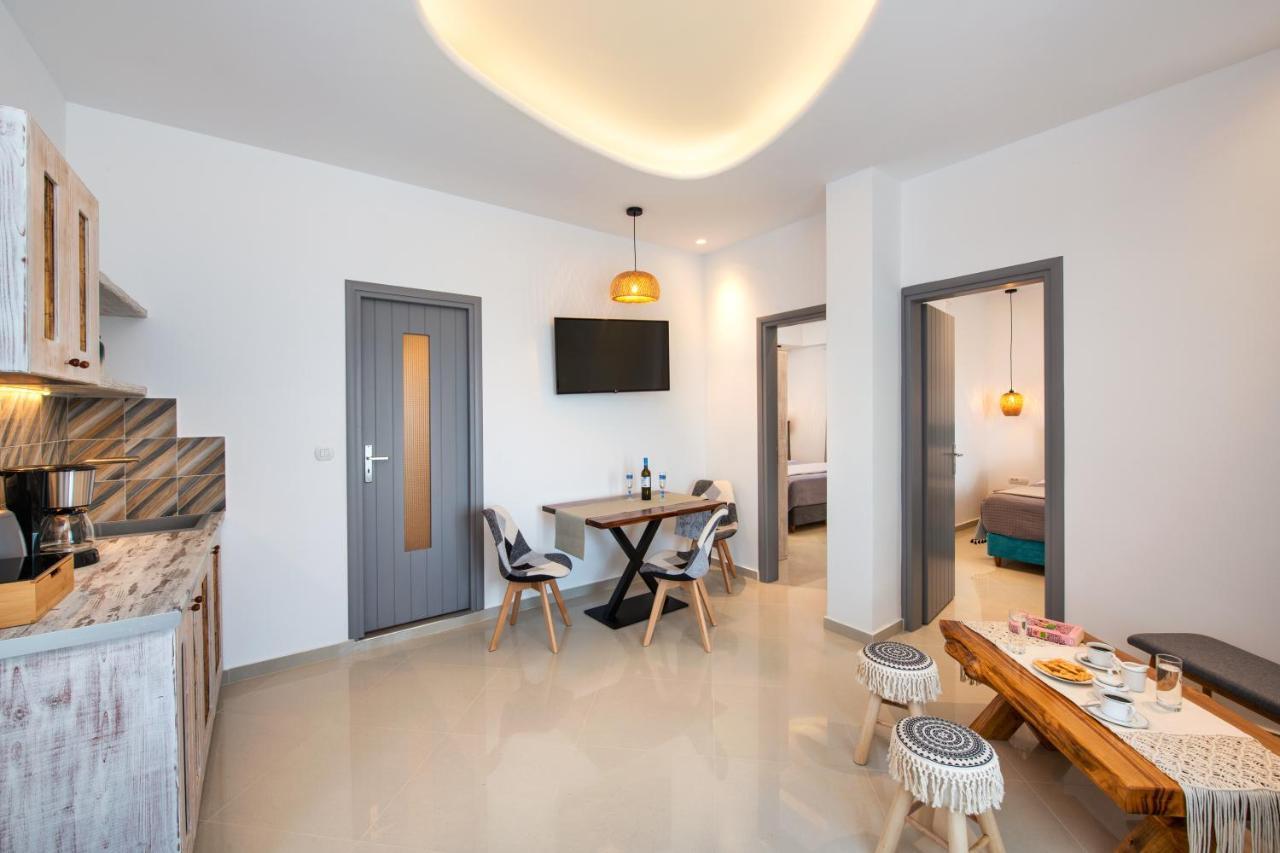 Abasa Suites Firá Buitenkant foto